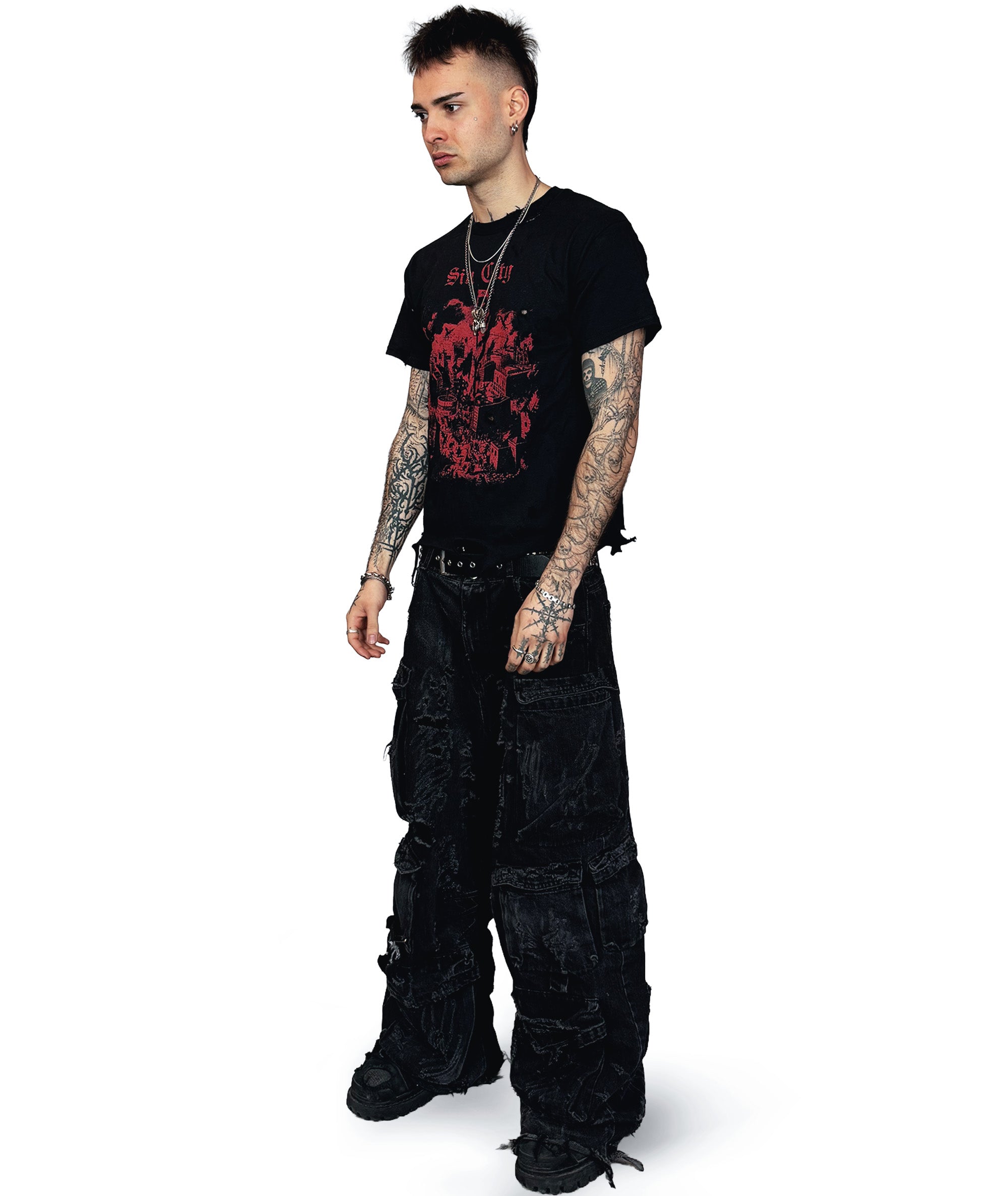 SIN CITY - DISTRESSED T-SHIRT | BLACK/RED UNISEX