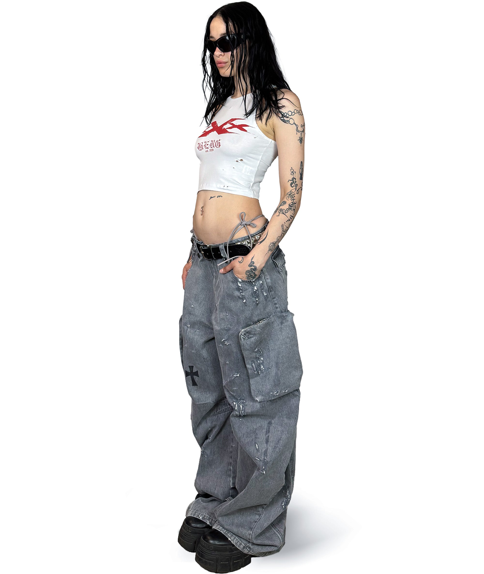 TRIPLE-X - DISTRESSED CROP TOP | UNISEX
