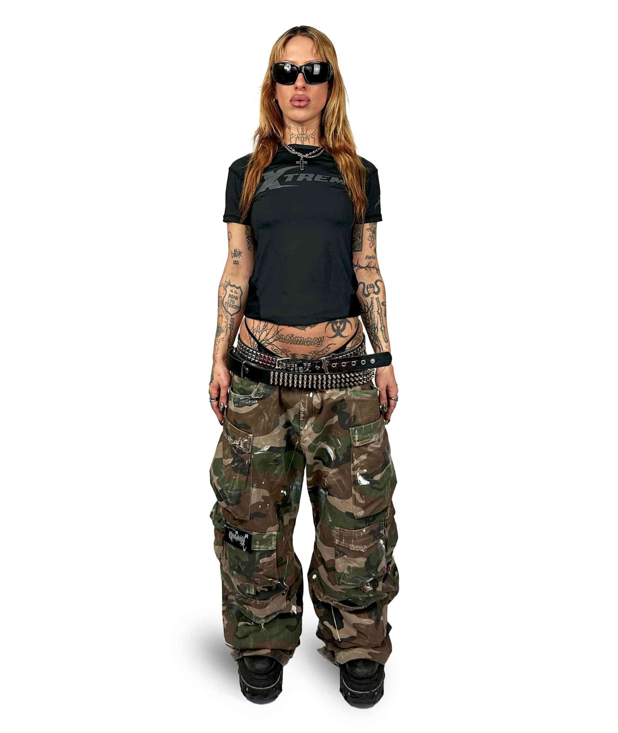R+_COMBAT_CAMO_PANTS__FEMALE_FRONT