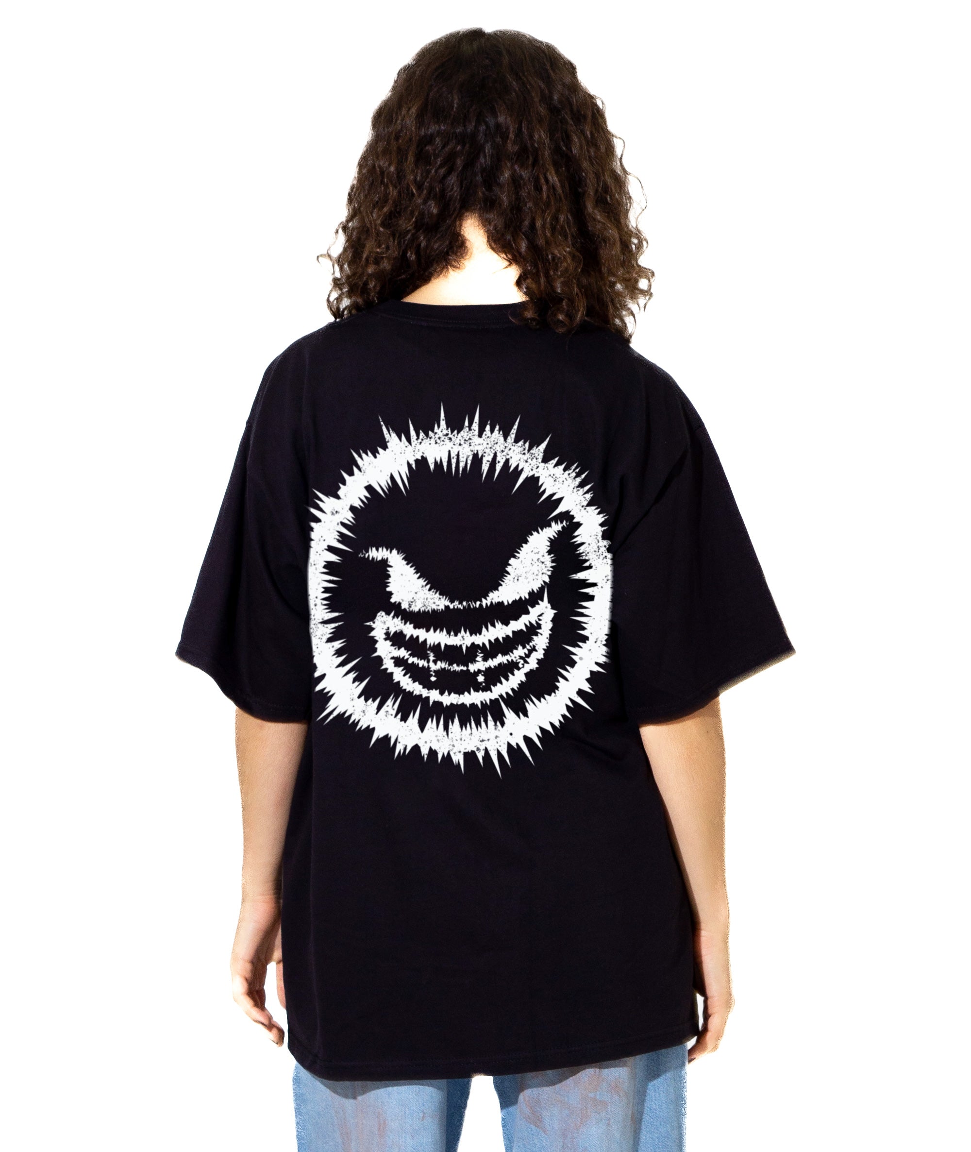 Bollmann_distorted_t-shirt_R+