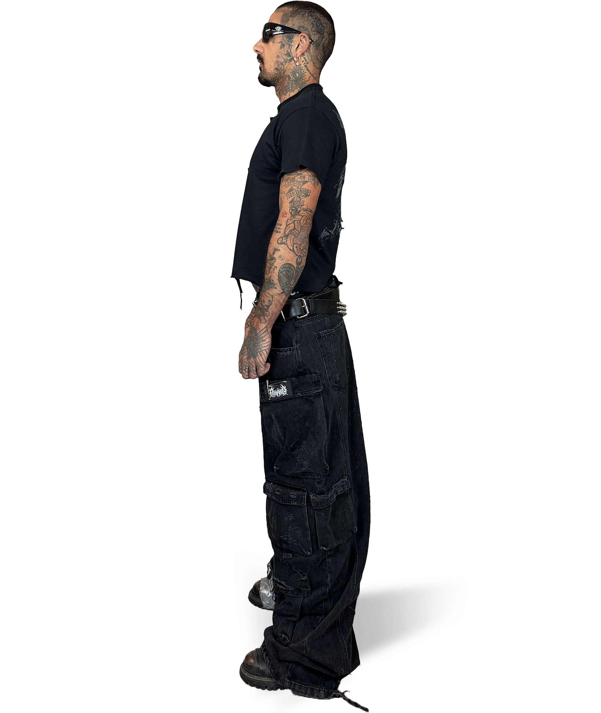 BLACK RAVEMORE T-SHIRT