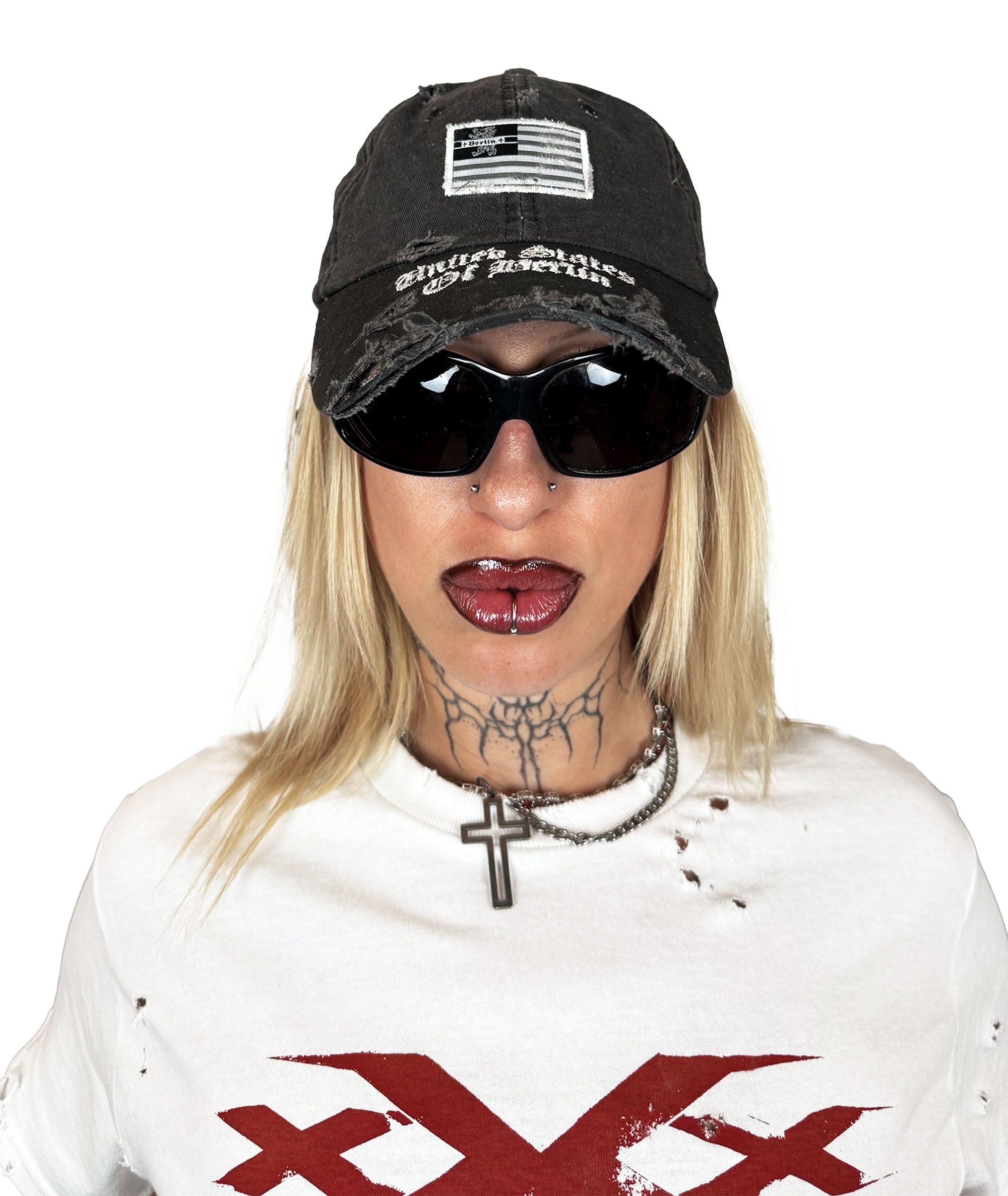 distressed cap ravemore