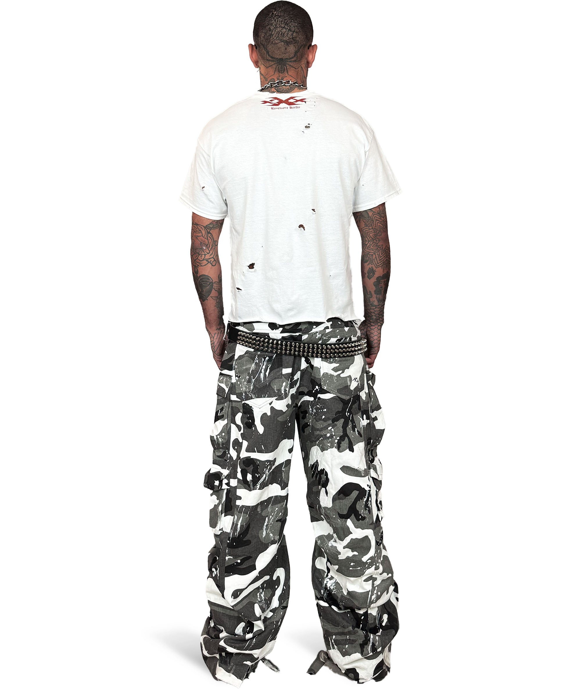 white triple x-berg shirt ravemore