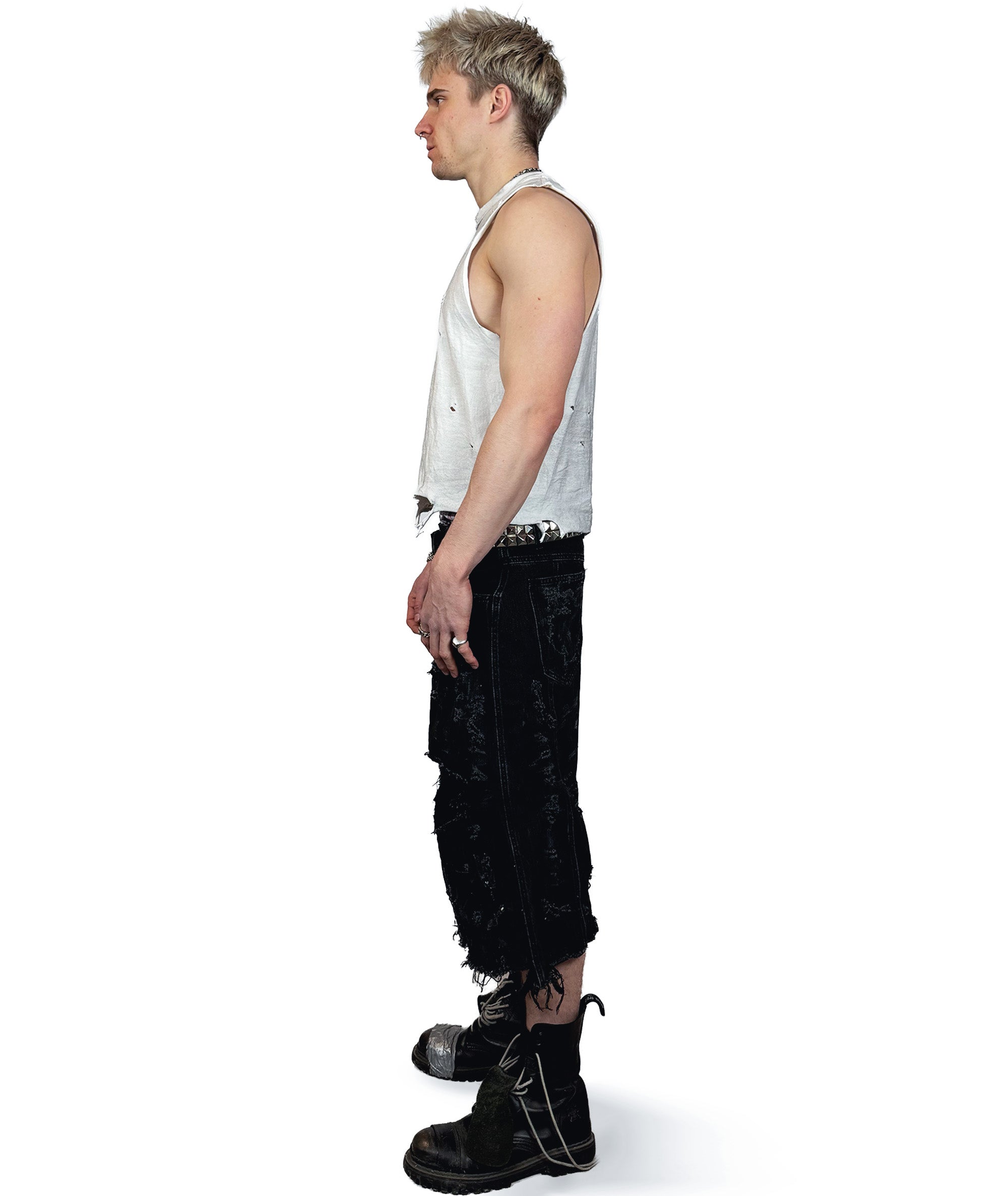 BLACK METAL SHORTS | UNISEX