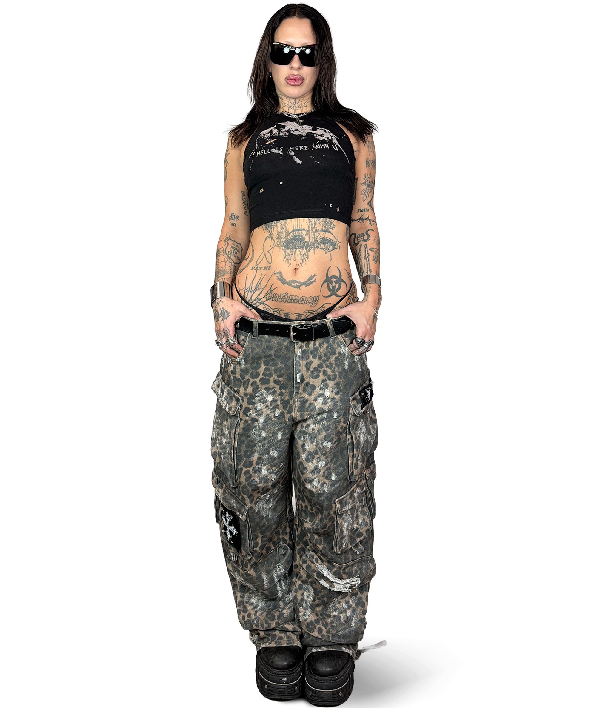 WOLFPACK - DISTRESSED CROP TOP | UNISEX