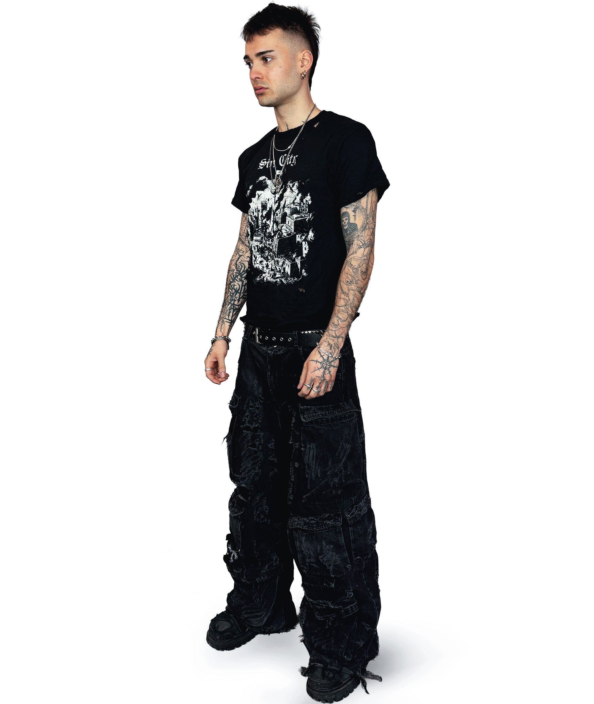 SIN CITY - DISTRESSED T-SHIRT | BLACK/WHITE UNISEX